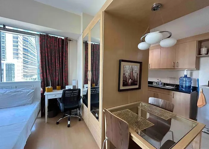 Bgc Hotel-like Staycation/workcation With A View * Manila