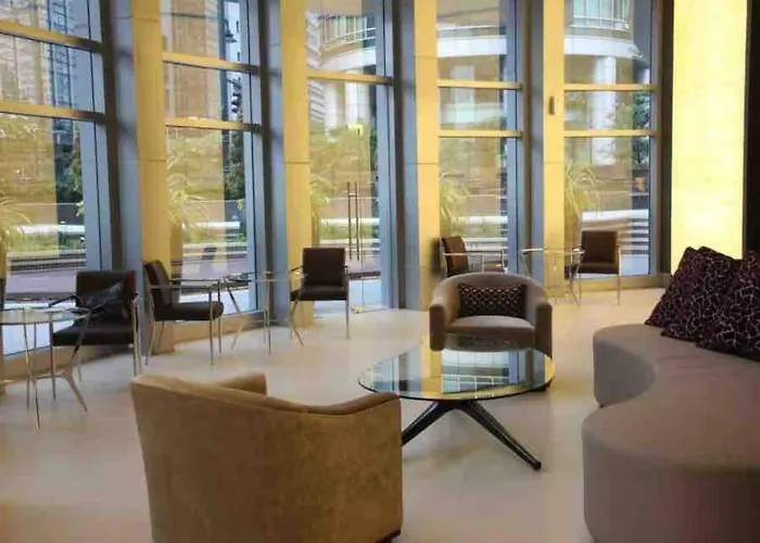 Bgc Hotel-like Staycation/workcation With A View Apartamento